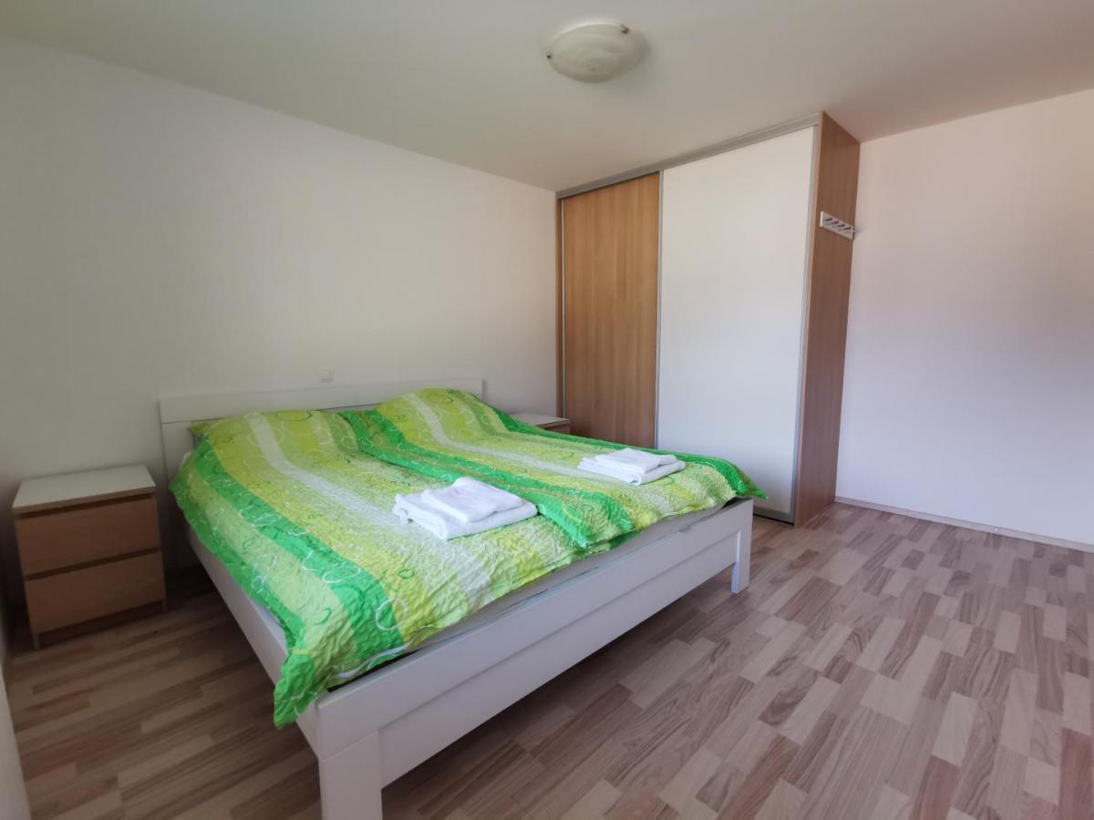 Apartments Henigman ボーヒニ エクステリア 写真