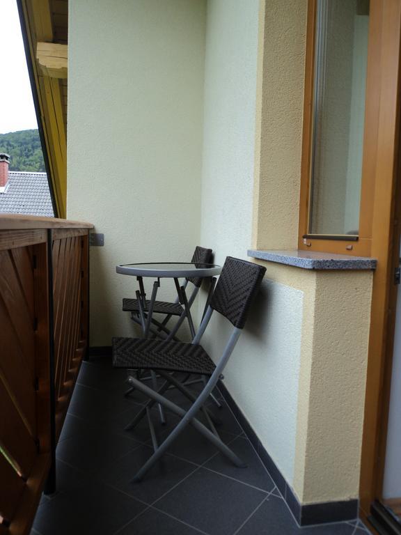 Apartments Henigman ボーヒニ エクステリア 写真